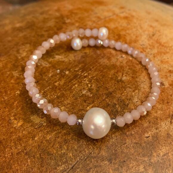 Freshwater Pearl and Crystal Bracelets - Picture 3 of 4